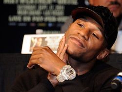 фото - Флойд Мэйуэзер: «Альварес всё делал правильно, за ним будущее»