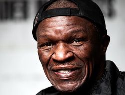 фото - Мэйуэзер–отец «наехал» на Аризу: «От него никакой пользы»