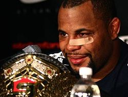 фото - (ММА) Strikeforce, 12 января: Мелендес, Рокхолд, Маркуардт и Кормье