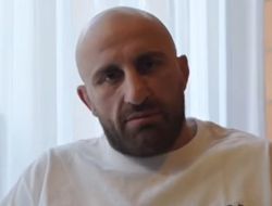 фото - Макгрегор против Холлоуэя: прогноз от Волкановски