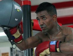 фото - Замена соперника: в субботу Денис Беринчик встретится с экс-чемпионом мира