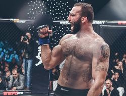 фото - Чемпион WWFC Роман Долидзе подписал контракт с UFC