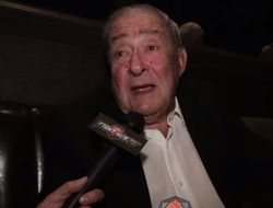 фото - Арум сказал, сколько Уайлдеру должны заплатить за гостевой бой с Джошуа