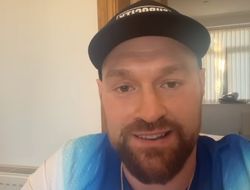 фото - Обозреватель поддел Фьюри — и тот снова взорвался. Опять нёс о «сосиске»