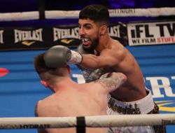 фото - Обратите на него внимание: Масуд феерил в бою с Бейтсоном — видео