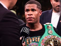 фото - Девин Хэйни доволен победой над Гамбоа: Зато я не получил урона!