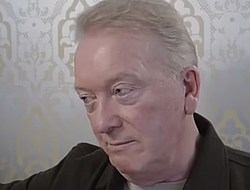 фото - Усик так или иначе потеряет титул WBA — Уоррен