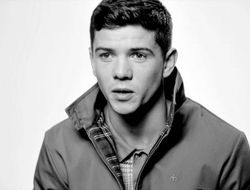 фото - Ломаченко не считает Люка Кэмпбелла проходным соперником для Хорхе Линареса