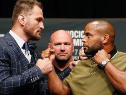 фото - Леснар завершил карьеру в ММА, Кормье и Миочич проведут реванш