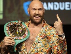 фото - «Ещё один украинский бомжара». Фьюри записал видео для Кличко