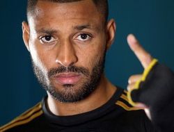 фото - Келл Брук: «Хан дерётся как мусор, а потом получает бой с Мэйуэзером?»