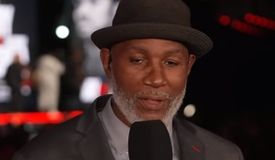 Легендарного Льюиса попросили назвать победителя боя Фьюри – Джошуа 