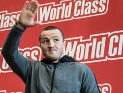 фото - Попахивает скандалом: у Лебедева хотят оставить пояс WBA при любом исходе боя — СМИ