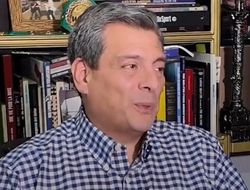 фото - В стиле WBC. Теперь особенным чемпионам будут дарить цепочку с кулоном: фото