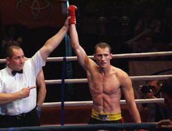 фото - Фёдор Чудинов и Эдуард Трояновский выигрывают в Барнауле