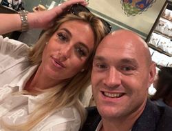 фото - У Фьюри родился шестой ребёнок. На радостях папаша опечатался в имени