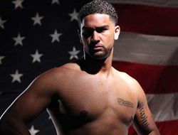 фото - Доминик Бризил предлагает подраться Диллиану Уайту