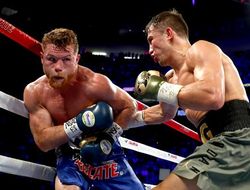 фото - Лучшие моменты боя Геннадия Головкина и Сауля Альвареса — видео от vRINGe.com
