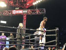 фото - Эриксон Лубин нанёс Ише Смиту первое в карьере досрочное поражение