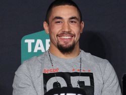 фото - Кажется, обошлось: позитивная весточка от чемпиона UFC Роберта Уиттакера