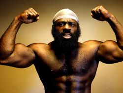 фото - Кимбо Слайс мог бы нокаутировать Уайлдера, считает сын уличного бойца