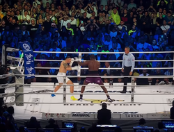 фото - Поднимите ему зарплату! Обозреватель о поединке Усик – Дюбуа 2