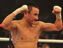 фото - Жакиянов вырвал у Парехо победу и титул «временного» чемпиона мира