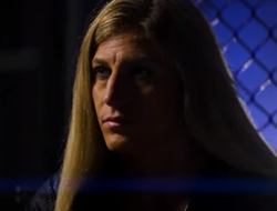 фото - Харрисон уничтожила Холм на UFC 300