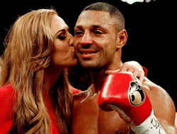 фото - Келл Брук: «Бой с Риосом – то, что мне нужно»