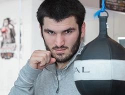 фото - Бетербиев принимает вызов Ковалёва