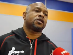 фото - Богачук разгребает завалы, Бетербиев даёт уроки бокса, Рой Джонс о бое Поветкин–Хантер — соцсети 