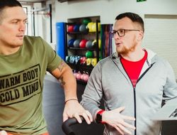 фото - Усик работает над повышением мощности и взрывной силы — новый тренер