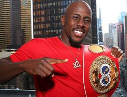 фото - Самый активный из чемпионов Тевин Фармер выйдет в ринг уже в конце месяца