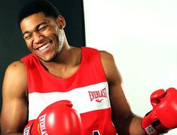 фото - Назван апрельский соперник Александра Усика