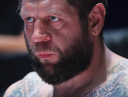 фото - Александр Емельяненко может пойти по стопам Артёма Лобова