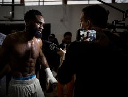 фото - Эннис красиво задвинул о поединке со Спенсом. Ломаченко бы оценил