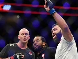 фото - UFC 222: Андрей Орловский удивил и победил Штефана Штруве