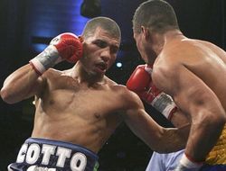 фото - Мигель Котто вспомнил бой, после которого о нём заговорили 12 лет назал