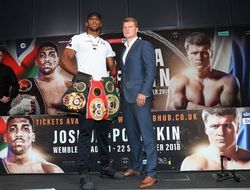 фото - Обзор соцсетей: Джошуа с Поветкиным, Альварес с принцессой, Мэйуэзер с королём