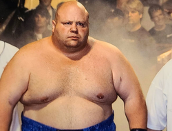 фото - Культовый супертяж вспомнил о намерении драться с Джейком Полом