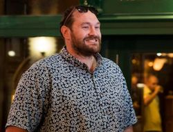 фото - Тайсон Фьюри показал, как низко пал: на этом фото он весит больше 180 кг