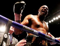 фото - Подозрения Уайта: Пулев не хочет драться — он просто отнимает моё время