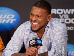 фото - Майкл Джонсон: Боссы UFC думают, что все боятся Нурмагомедова