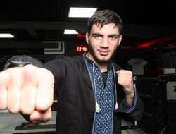 фото - Без сенсаций: Саламов и Саруханян победили во второй «Межгалактической схватке»