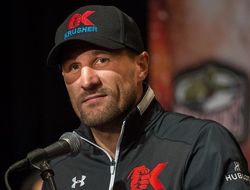 фото - Сергей Ковалёв: Нужно победить Канело — буду открыт для объединительного боя