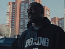 фото - Джонс официально завершил карьеру. А затем…