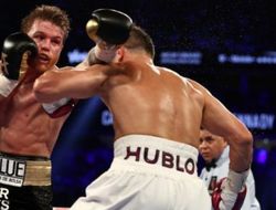 фото - Тренер Головкина: Конфликт телеканалов не помешает третьему бою с Альваресом 