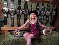 фото - Это было жёстко! Барбер объяснила, зачем Шевченко аккаунт на OnlyFans