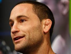 фото - (ММА + Видео) UFC 162: Фрэнки Эдгар зрелищно прошел Чарльза Оливейру