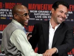 фото - Флойд Мэйуэзер отвечает на выпады Оскара де ла Хойя: Это всё зависть